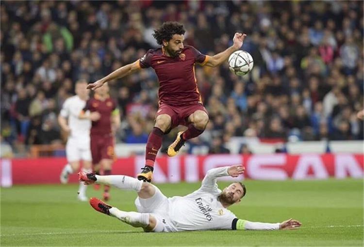 م حترفين كريستيان كيفو ي قدم نصائح لظهير إنترميلانو من أجل إيقاف صلاح ويشبهه بـ ميسي وروبن