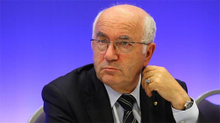 استقالة رئيس الاتحاد الإيطالي بعد الفشل في التأهل للمونديال