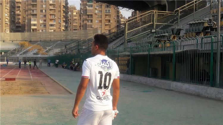 بعد رحيل شيكابالا أوباما يظهر للمرة الأولى بالقميص 10