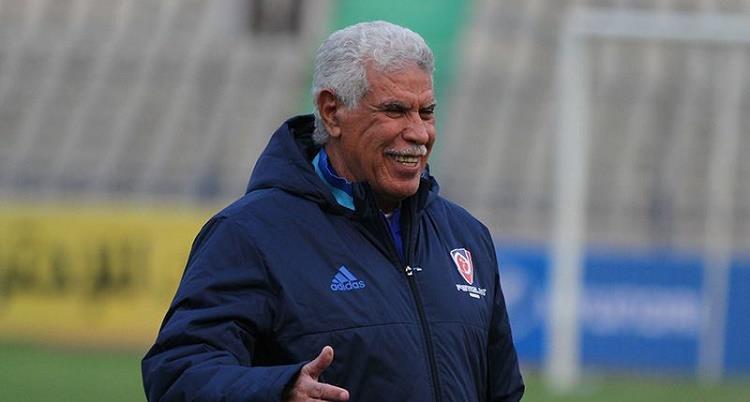 فيديو حسن شحاتة باسم مرسي ظالم نفسه ولا أعلم مؤهلات نيبوشا لتدريب الزمالك