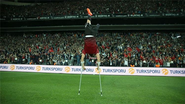 بالفيديو منتخب تركيا يتوج بطلا لأوروبا لأصحاب القدم الواحدة