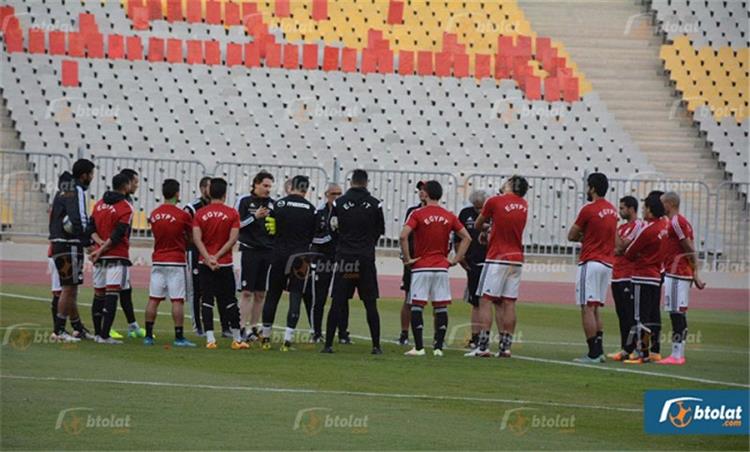 المنتخب يواصل تدريباته استعداد ا لتونس بمشاركة ثنائي البريمرليج لأول مرة