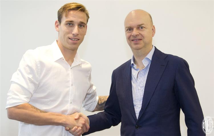 ميركاتو الصيف رسمي ا ميلان يضم لوكاس بيليا