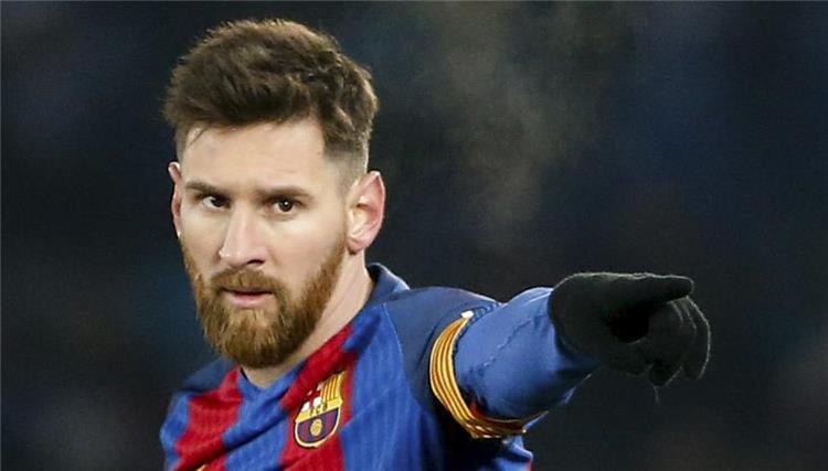 تصريحات لاعب برشلونة الأسبق أتمنى أن يرى ميسي يوما سيئا أمام مالاجا