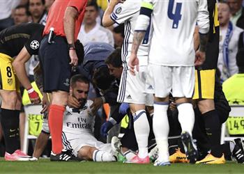 لعنة الإصابات كارفخال مهدد بالغياب عن ريال مدريد حتى نهاية الموسم