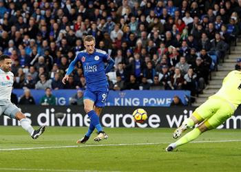 ليستر سيتي يحقق أولى انتصاراته تحت قيادة بويل