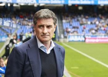 تصريحات مدرب مالاجا تكرار تجربة تينيريفي لا علاقة لنا بذلك ولا أسمح بالتشكيك في نزاهة فريقي غد ا أمام ريال مدريد