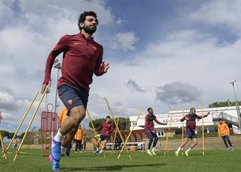 م حترفين مباشر صلاح ي عاقب مدافع ليون ويعادل النتيجة لروما