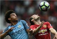 تصريحات سكولز م هاجم ا مورينيو الجميع توقع فشل بيلند في مركز الم دافع وسمولينج الأفضل لمشاركة بيلي في خط الدفاع