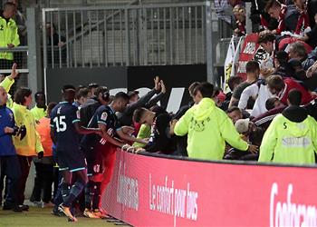 رئيس أميان يتهم أولتراس ليل بالتسبب في كارثة سقوط المدرج