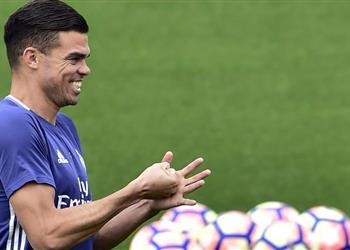 تقارير الميركاتو بيبي يقترب من بشكتاش التركي بعد فشل انتقاله إلى باريس سان جيرمان