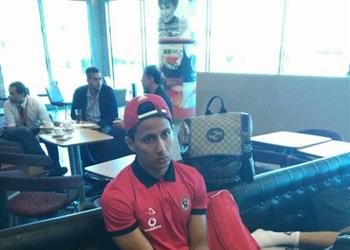 بالصور بعثة الأهلي في مطار القاهرة