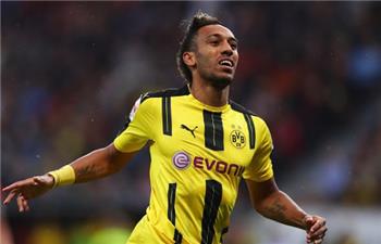 فيديو أوبماينج يعوض خطأه و ينقذ دورتموند من فخ الهزيمة على ملعبه