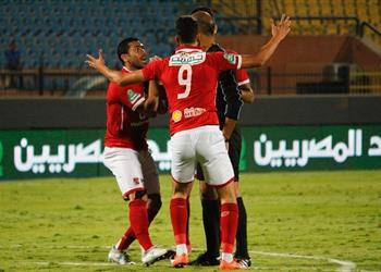 عقب التعادل مع الطلائع جهاز الأهلي يعترض بشدة على حكم المباراة