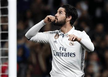 تجديد عقود إيسكو يقترب من التوقيع على عقد جديد بـ8 مليون يورو