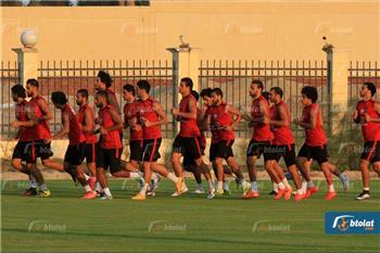 سداسي الأهلي ينضمون لمعسكر المنتخب العسكري