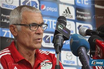 خاص كوبر يستقر على عدم ضم مدافع الأهلي