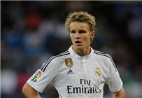 كلام أخير نجم ريال مدريد الشاب باق في صفوف الفريق