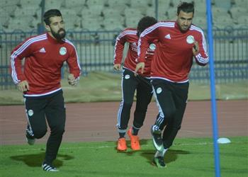 تريزيجيه يكتفي بالتدريبات البدنية في مران المنتخب