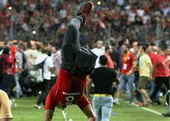 احتفالية المونديال الأهلي يكرم المشجع صاحب الصورة الأشهر