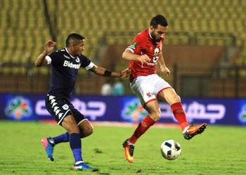 علي معلول يصل الاهلى وينتظم في مران الثلاثاء