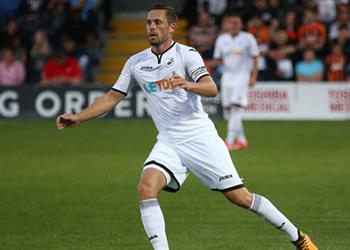 تقارير الميركاتو إيفرتون ينوي الموافقة على مطالب سوانزي سيتي لضم سيجوردسون