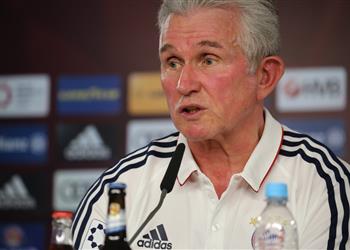 هاينكس يكشف رأيه في تعاقد بايرن ميونيخ مع نجم شالكة