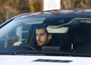 مخيتاريان يثير التكهنات حول مستقبله وآرسنال يترقب