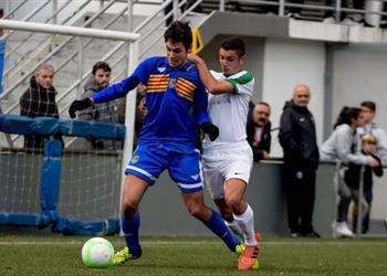 بعد صراع مع برشلونة ريال مدريد يظفر بتوقيع موهبة قادش