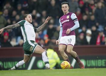 أحمد المحمدي يشارك في فوز أستون فيلا على بارنسلي بالشامبيونشيب