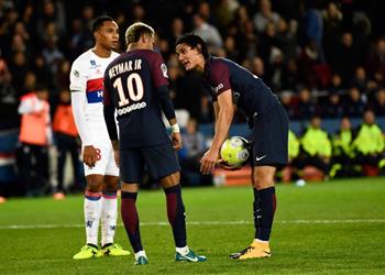 خلافات نيمار وكافاني تشعل منافسة المفاوضات بين عمالقة أوروبا