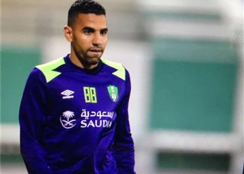 مؤمن زكريا بعد تألقه الدوري والكأس للأخضر