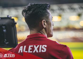 بالأرقام سانشيز الأعلى أجر ا في الدوري الإنجليزي