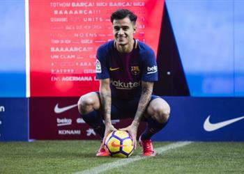 الكشف عن رقم قميص كوتينيو مع برشلونة