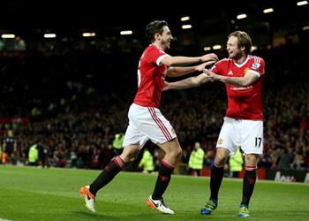 روما ي صر على التعاقد مع مدافع مانشستر يونايتد