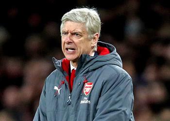 رغم التأهل للنهائي فينجر يعترف بخوف لاعبي أرسنال من تشيلسي