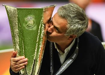 بعد تجديد العقد أرقام مورينيو مع مانشستر يونايتد تاريخية