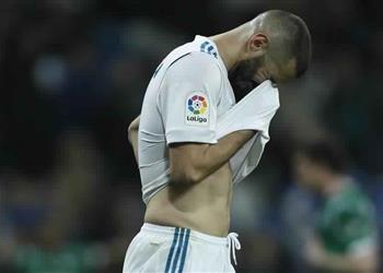 صحيفة كتالونية تكشف وجهة بنزيما المقبلة بعد الرحيل عن ريال مدريد