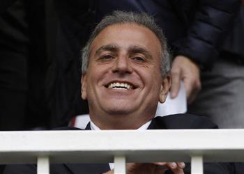 ممثل برشلونة يصل للبرازيل لحسم صفقة جديدة