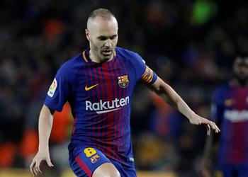 إنييستا يعلق على مواجهة فالنسيا المرتقبة بكأس الملك