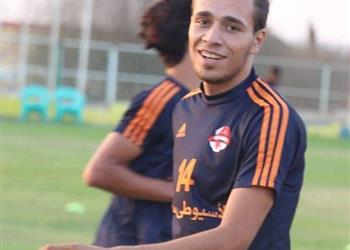 محمد عنتر يعلق عبر بطولات على اقترابه من الأهلي