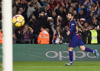 بالأرقام ميسي يحطم رقم رونالدو وإنييستا يدخل تاريخ الليجا