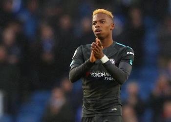 لاعب تشيلسي يصل اسكتلندا للخضوع للفحص الطبي في سيلتك