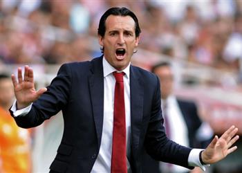 إيمري يصدم لاعب باريس سان جيرمان