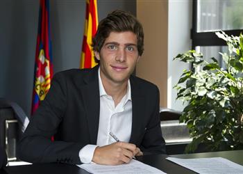 الكشف عن موعد تجديد عقد روبيرتو في برشلونة رسمي ا