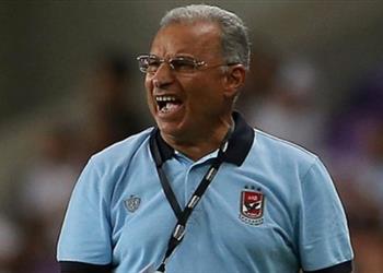 وكيل مدافع الرجاء المغربي يكشف تفاصيل الاتفاق مع الأهلي لضم اللاعب