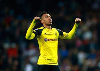 أوباميانج يصل إلى مقر تدريبات آرسنال