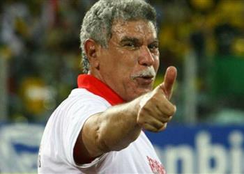 حسن شحاتة ينتقد لاعب الأهلي بيلعب بدماغه بس