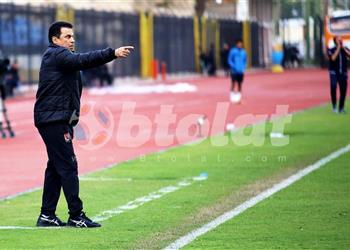 البدري يكشف موقفه النهائي من رحيل ثنائي الأهلي في الشتاء