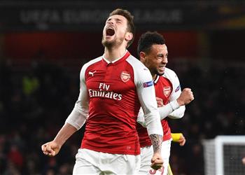 مدافع آرسنال يقترب من الرحيل قبل نهاية الميركاتو